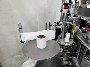 Etiquetadora Automática de Frente y Dorso