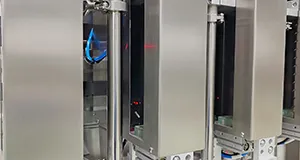 Máquina de Llenado y Tapado con Sistema de Seguimiento