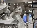 Envasadora Rotativa Automática de Bolsas Preformadas para Productos Granulados